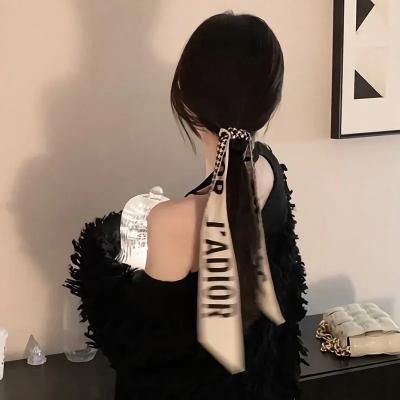 逐彩虹去海报