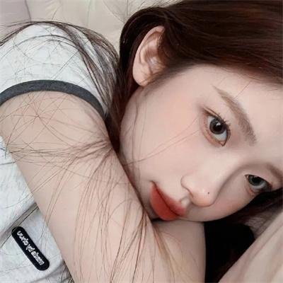 双面拉菲尔海报